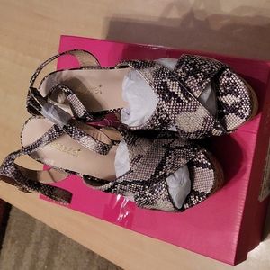 SNAKE 🐍 SKIN LIKE PLATFORMS SANDALS 👡